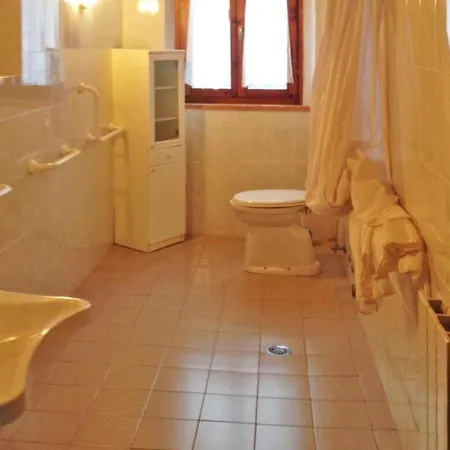 Le Palaie - 'panettoni' Pec201 By Interhome